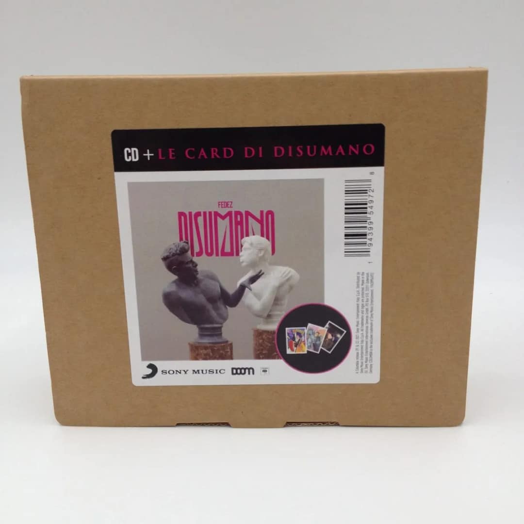 CD Disumano + 3 figurine Panini autografate da Fedez - immagine 4