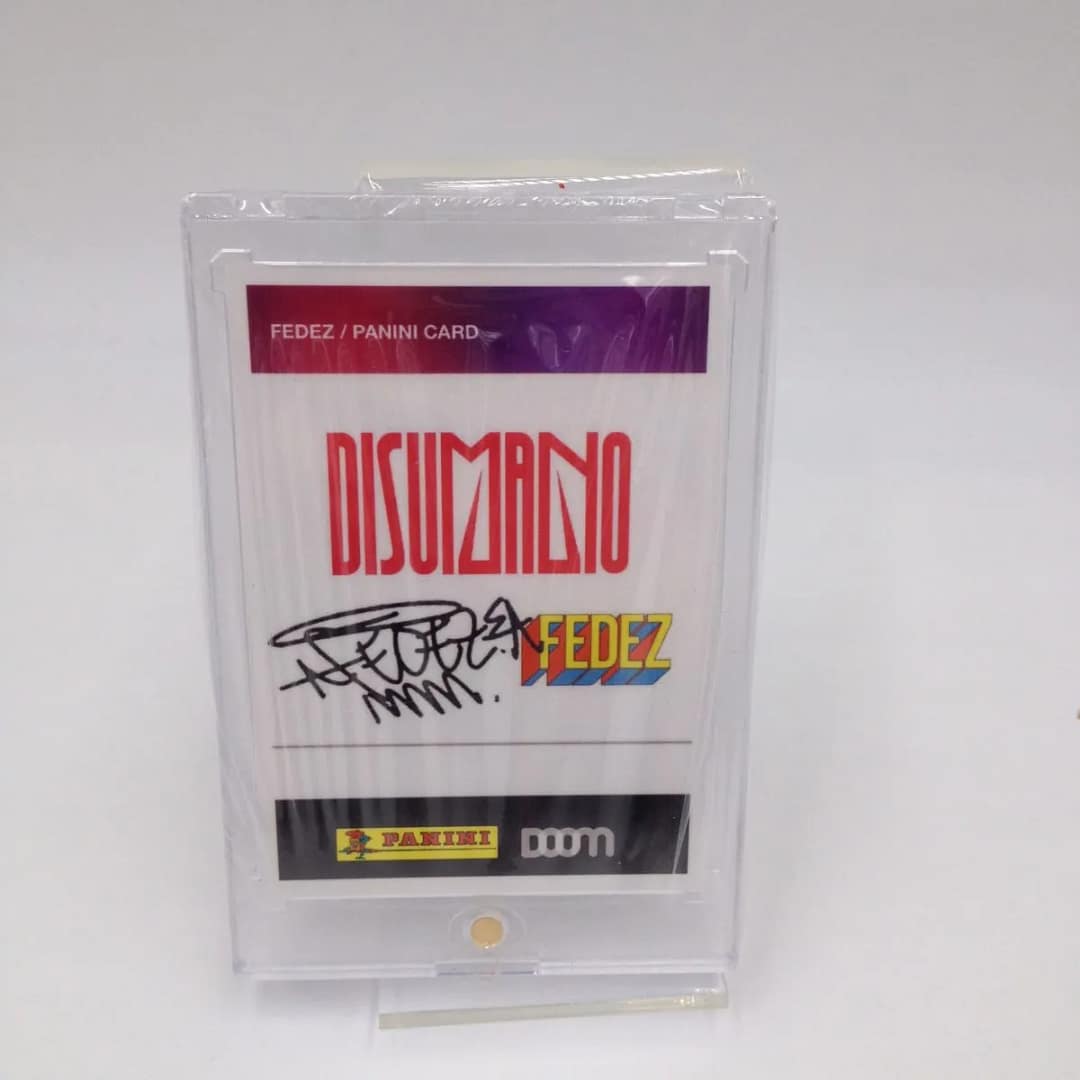 CD Disumano + 3 figurine Panini autografate da Fedez - immagine 10
